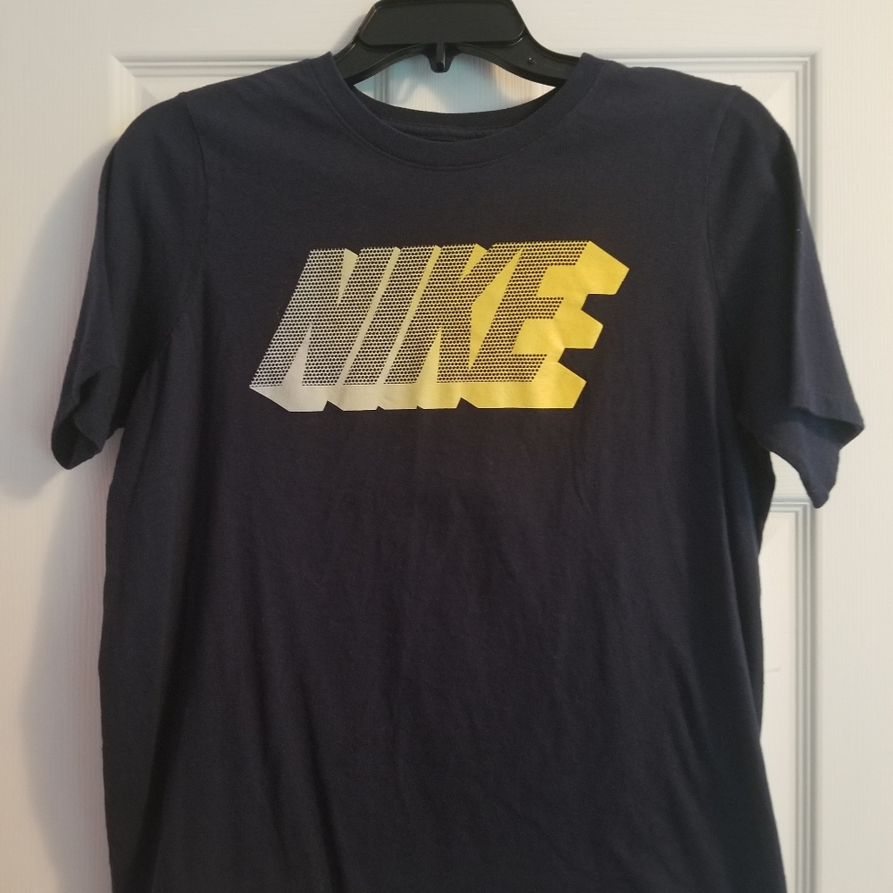 💥Last chance💥Boys Nike t-shirt, size XL